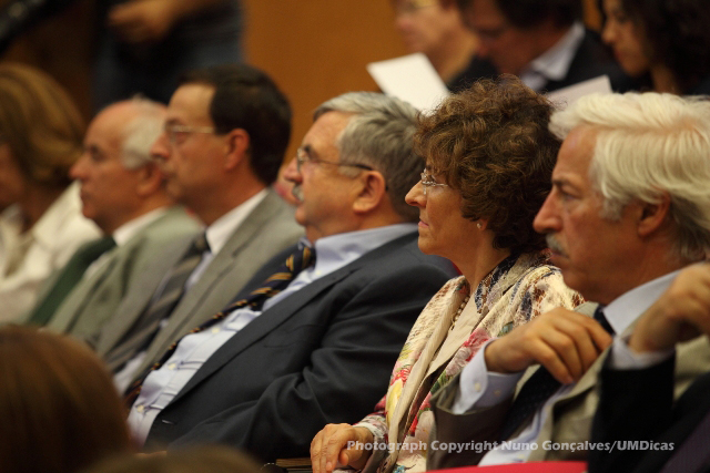 Imagem número 2 da galeria Ministra da Justiça visita UMinho