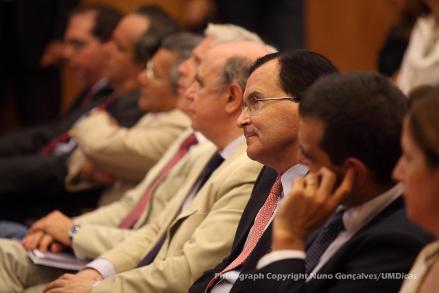 Imagem número 7 da galeria Ministra da Justiça visita UMinho