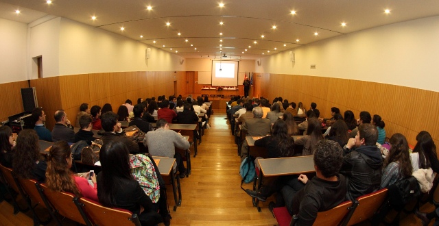 Imagem número 1 da galeria Cátedra Lloyd Braga