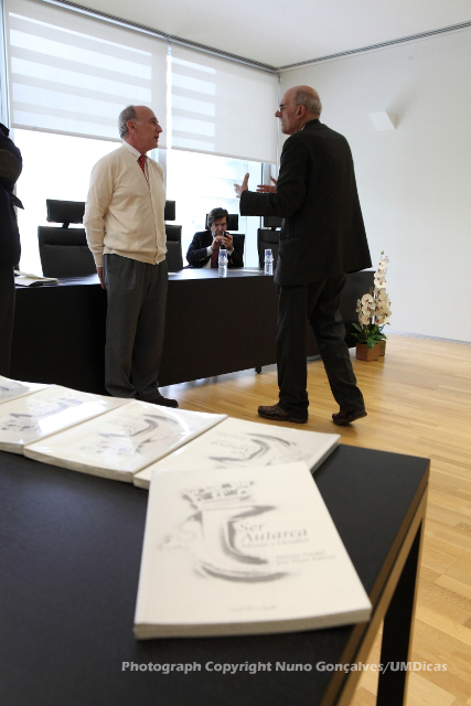 Imagem número 2 da galeria Apresentação do livro "Ser Autarca"