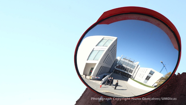 Imagem número 7 da galeria Procuradora Geral da República visita Escola de Direito