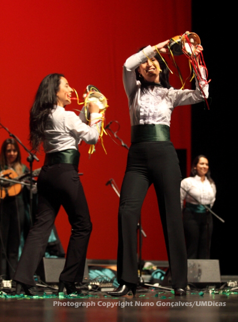 Imagem número 6 da galeria TROVAS