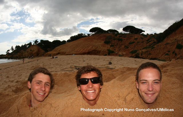 Imagem número 2 da galeria Gata na Praia