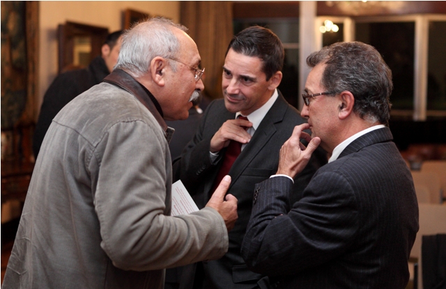 Imagem número 2 da galeria Lançamento do livro 