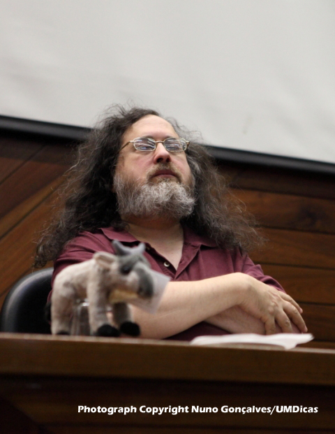 Imagem número 1 da galeria CESIUM  Richard Stallman