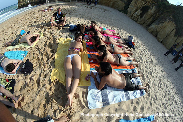 Imagem número 7 da galeria Gata na Praia