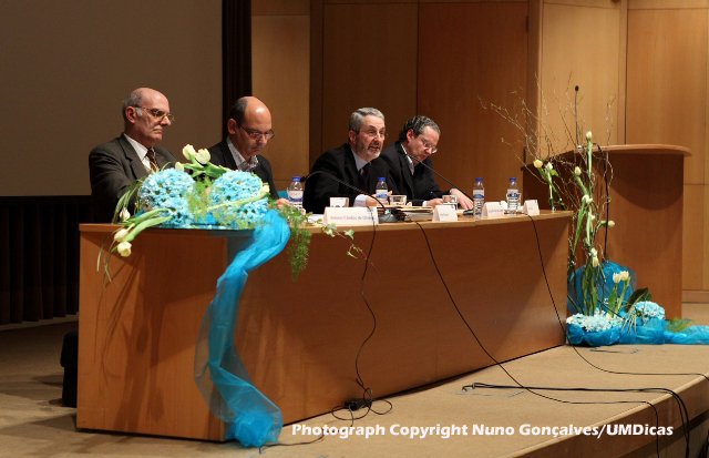 Imagem número 10 da galeria Debate passagem a Fundação