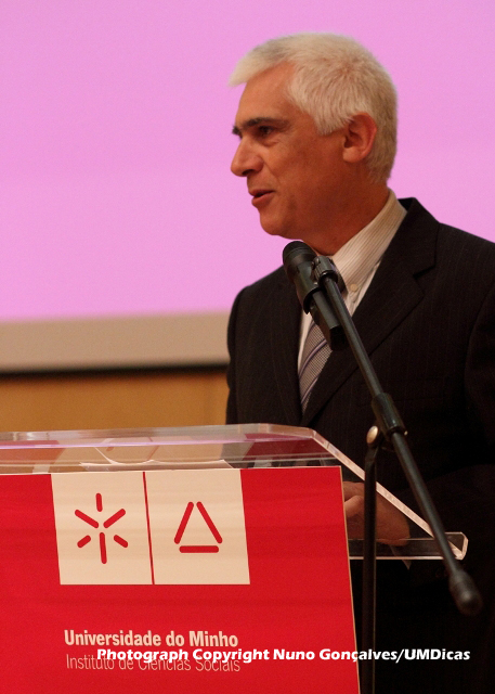 Imagem número 3 da galeria Entrega de diplomas ICS