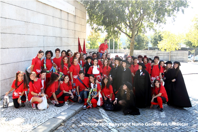 Imagem número 4 da galeria Manifestação AAUM