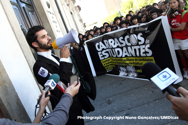 Imagem número 7 da galeria Manifestação AAUM