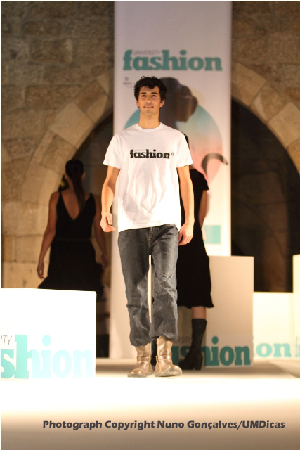 Imagem número 4 da galeria University Fashion