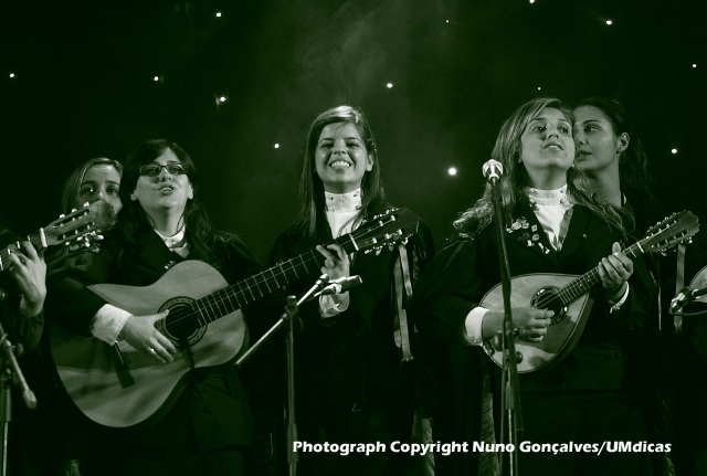 Imagem número 1 da galeria TROVAS