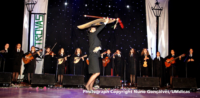 Imagem número 2 da galeria TROVAS