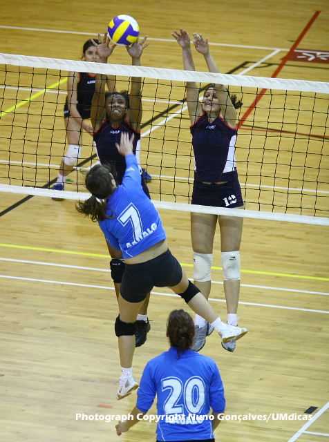 Imagem número 10 da galeria II TA Voleibol