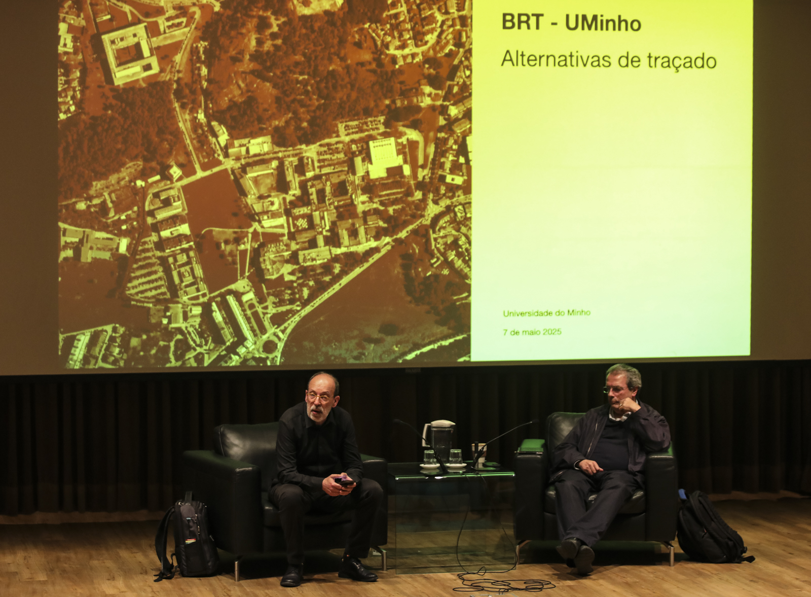 Imagem número 5 da galeria Reitor conversa com comunidade Académica: BRT e o Campus de Gualtar