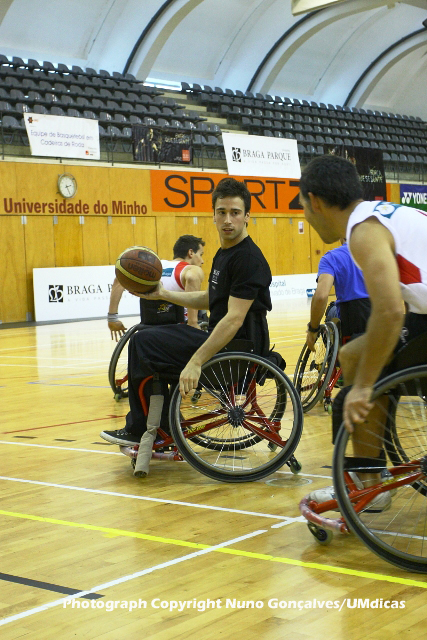 Imagem número 1 da galeria Torneio de Basquetebol Adaptado
