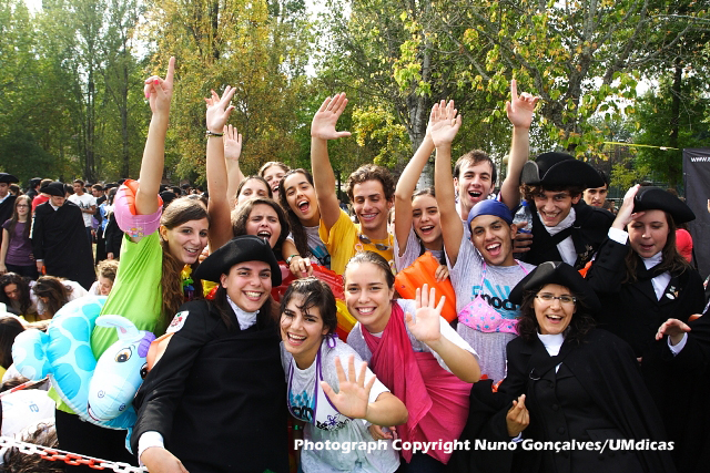 Imagem número 1 da galeria Caloiro de Molho