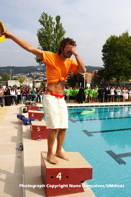 Imagem número 3 da galeria Caloiro de Molho