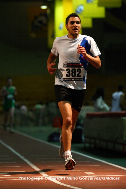 Imagem número 6 da galeria CNU de Atletismo Pista Coberta