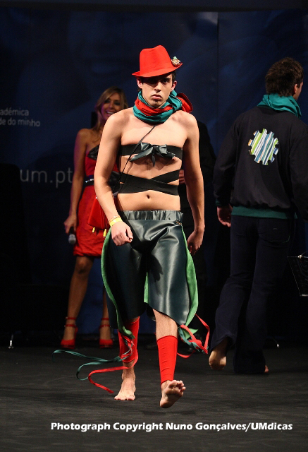 Imagem número 5 da galeria University Fashion