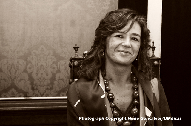 Imagem número 5 da galeria Tomada de posse Pro-Reitora Cláudia Viana