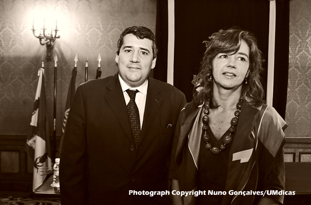 Imagem número 2 da galeria Tomada de posse Pro-Reitora Cláudia Viana