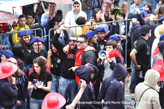 Imagem número 5 da galeria Cortejo