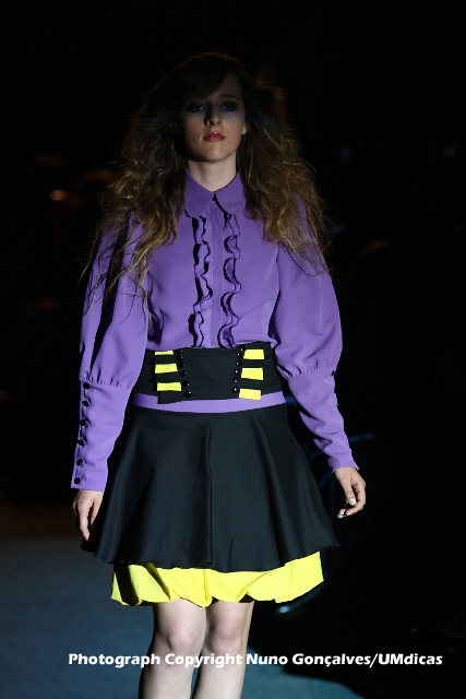 Imagem número 2 da galeria Desfile de Moda Finalistas Design
