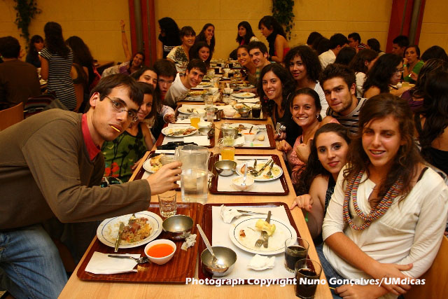 Imagem número 2 da galeria Jantar do Caloiro