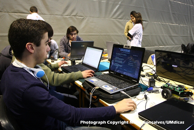 Imagem número 8 da galeria Roboparty