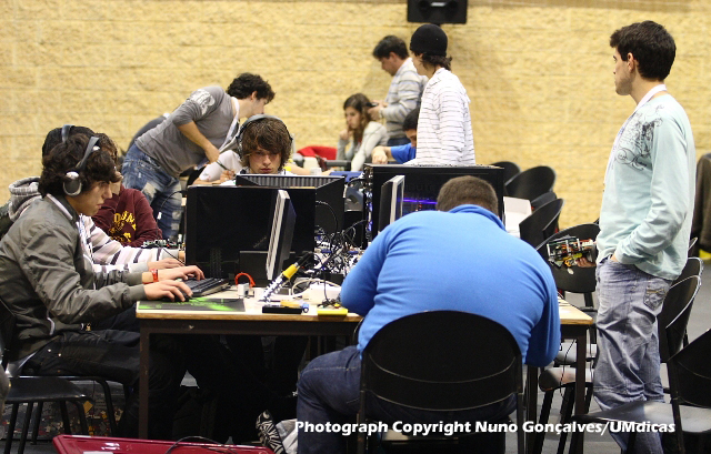 Imagem número 10 da galeria Roboparty