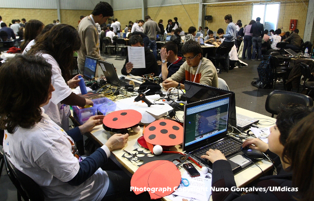 Imagem número 3 da galeria Roboparty