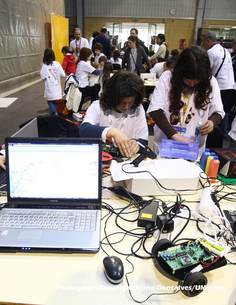 Imagem número 1 da galeria Roboparty