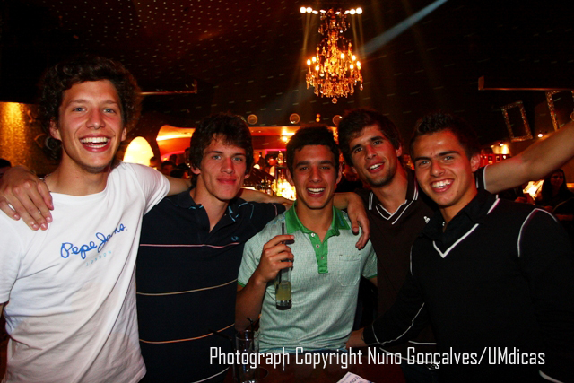 Imagem número 1 da galeria Sardinha - Abril