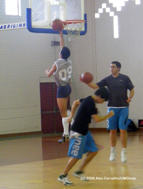 Imagem número 2 da galeria III TA Basquetebol