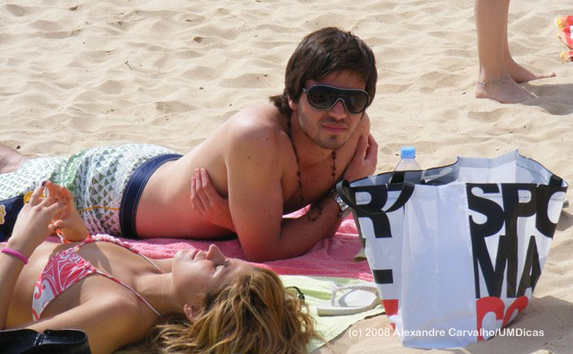 Imagem número 8 da galeria Gata na Praia