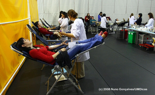 Imagem número 9 da galeria Dádiva de Sangue - Abril