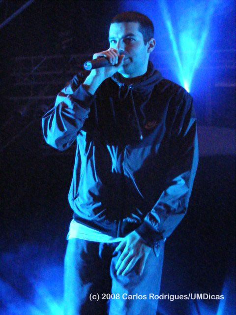 Imagem número 10 da galeria Enterro da Gata