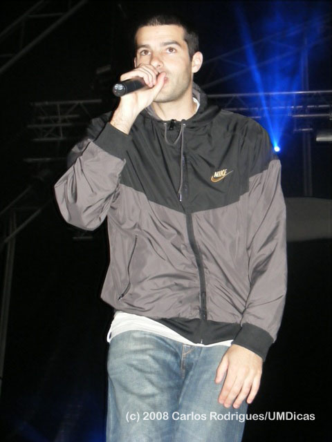 Imagem número 9 da galeria Enterro da Gata