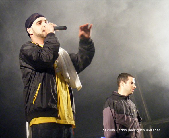 Imagem número 5 da galeria Enterro da Gata