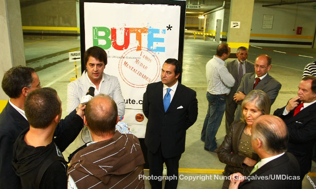 Imagem número 3 da galeria Parqueamento BUTE