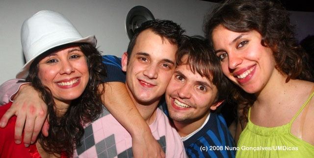 Imagem número 4 da galeria Sardinha - Abril