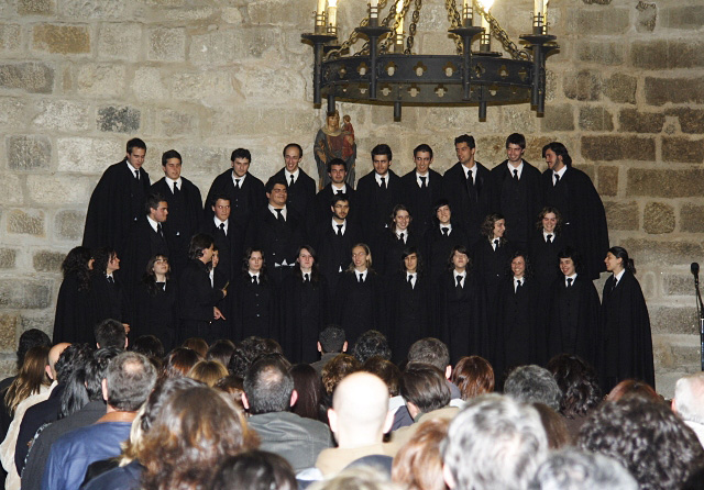 Imagem número 1 da galeria Encontro de Coros