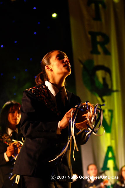 Imagem número 1 da galeria TROVAS