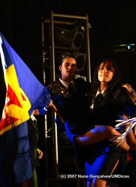 Imagem número 4 da galeria TROVAS