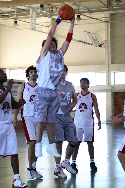 Imagem número 8 da galeria III TA Basquetebol M