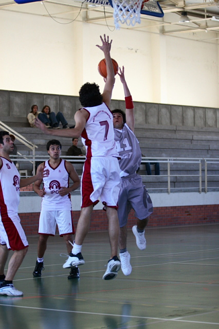 Imagem número 9 da galeria III TA Basquetebol M