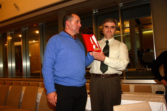 Imagem número 1 da galeria Futsal: AFUM x Padres