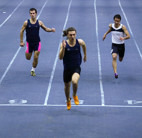 Imagem número 3 da galeria CNU Atletismo Pista Coberta
