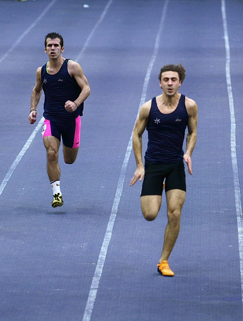 Imagem número 4 da galeria CNU Atletismo Pista Coberta